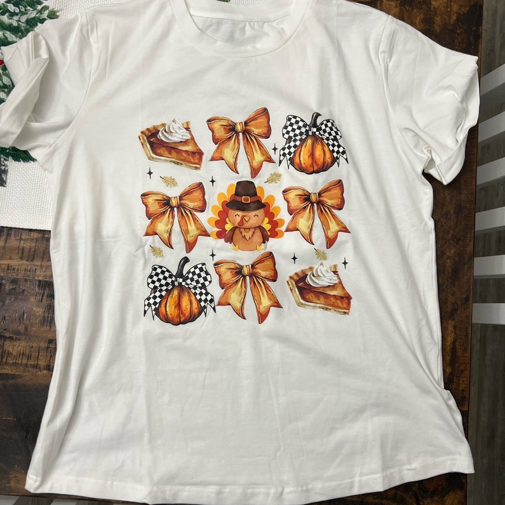White T-Shirt with Thanksgiving Graphics